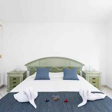 Villa Casa Higo: Ocean View With Private Pool And Family-friendly Amenities