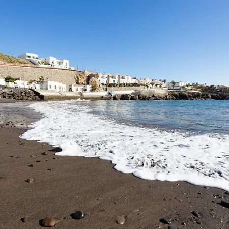 Villa Casa Higo: Ocean View With Private Pool And Family-friendly Amenities